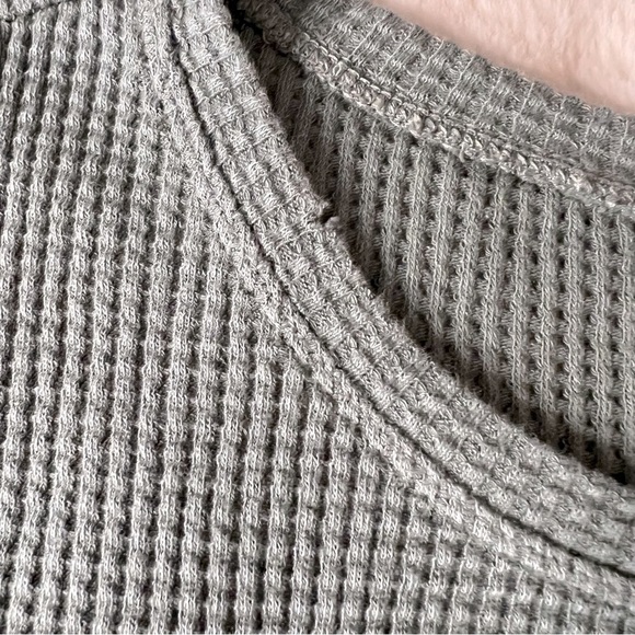 NWT Aerie Offline cropped tank top size medium - Picture 4 of 12